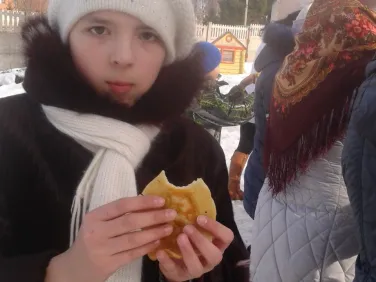 Фото и рисунки на конкурс "Счастливое детство"