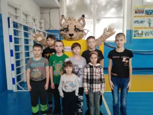 10 февраля 2023 г. в спортивном зале МБУ ДО ДЮЦ «Ровесник» проходил муниципальный этап Всероссийского фестиваля «Веселые старты» среди обучающихся образовательных учреждений Вачского муниципального округа.